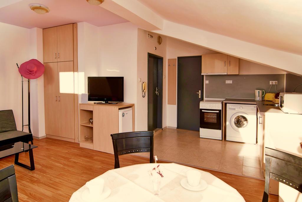 Batak Studio Burgas City Zimmer foto
